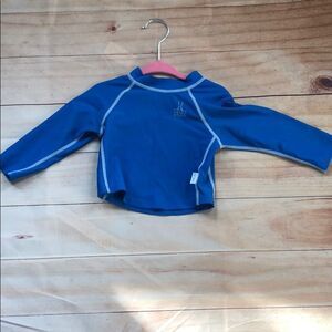 🍭4/$20  iPlay long sleeve bee rash guard 12 m